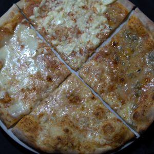 Pizza Quattro Formaggi
